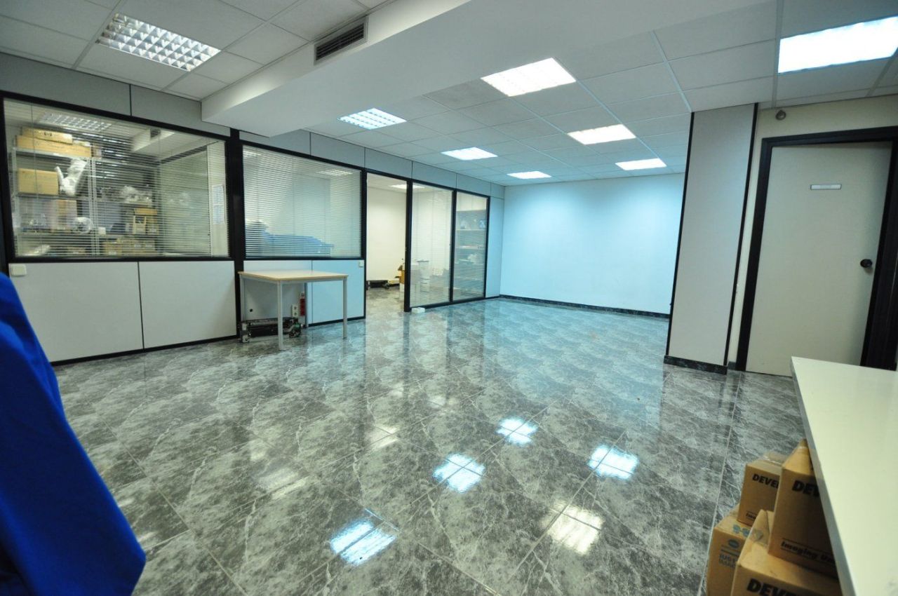 Office in Barcelona, Spain, 176 sq.m - picture 1