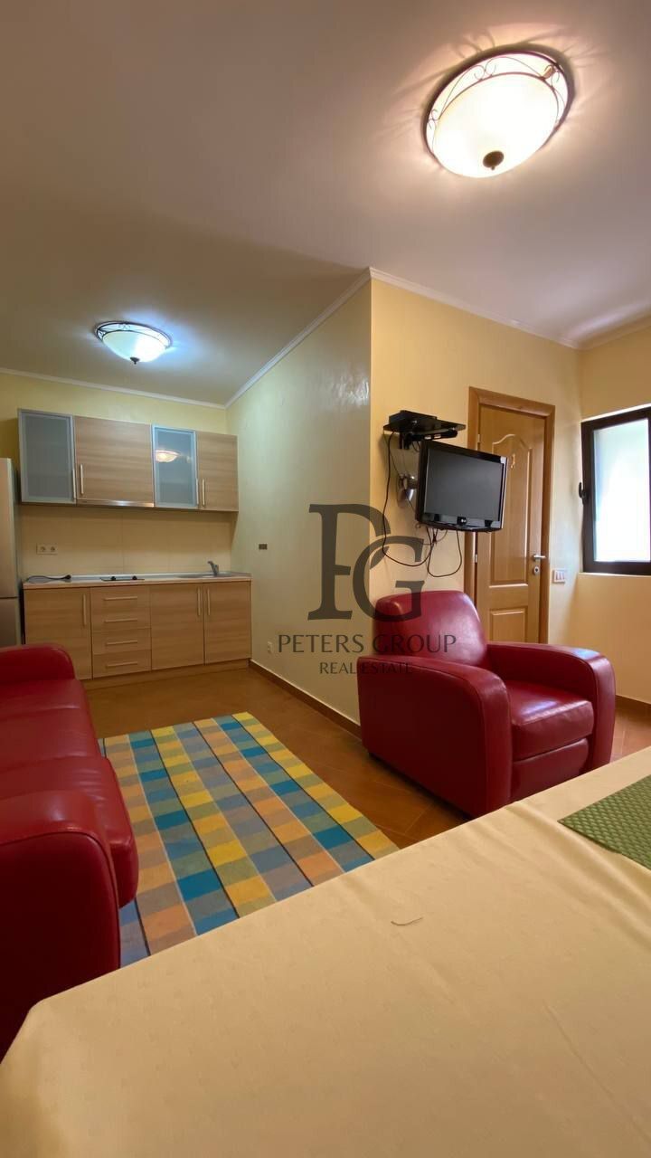 Wohnung in Sveti Stefan, Montenegro, 50 m2 - Foto 1