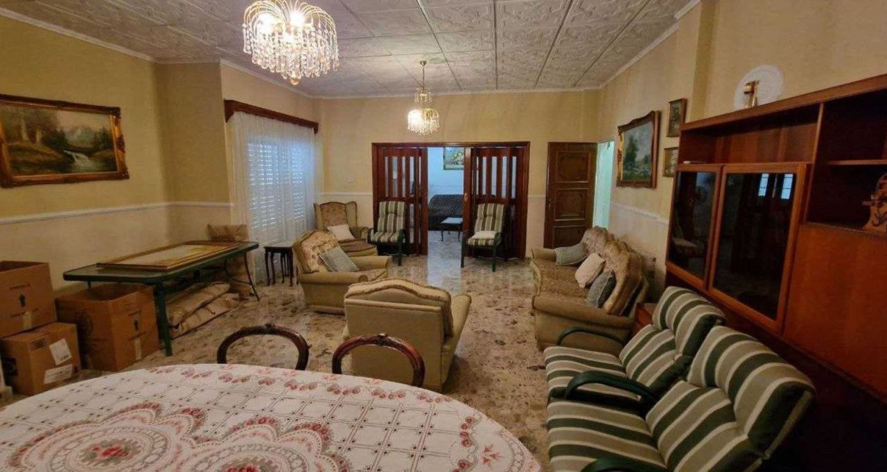 Villa en Lárnaca, Chipre, 185 m2 - imagen 1
