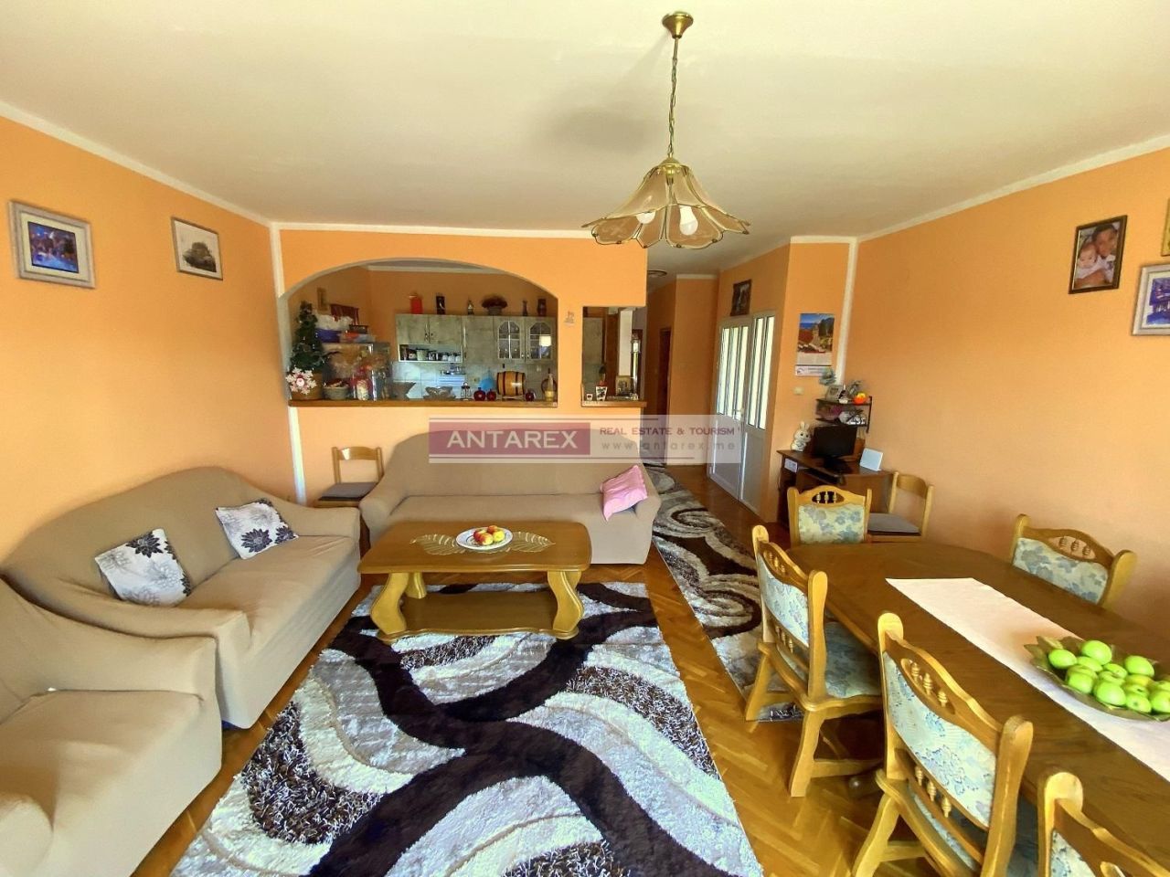 Apartment in Herceg-Novi, Montenegro, 276 sq.m - picture 1