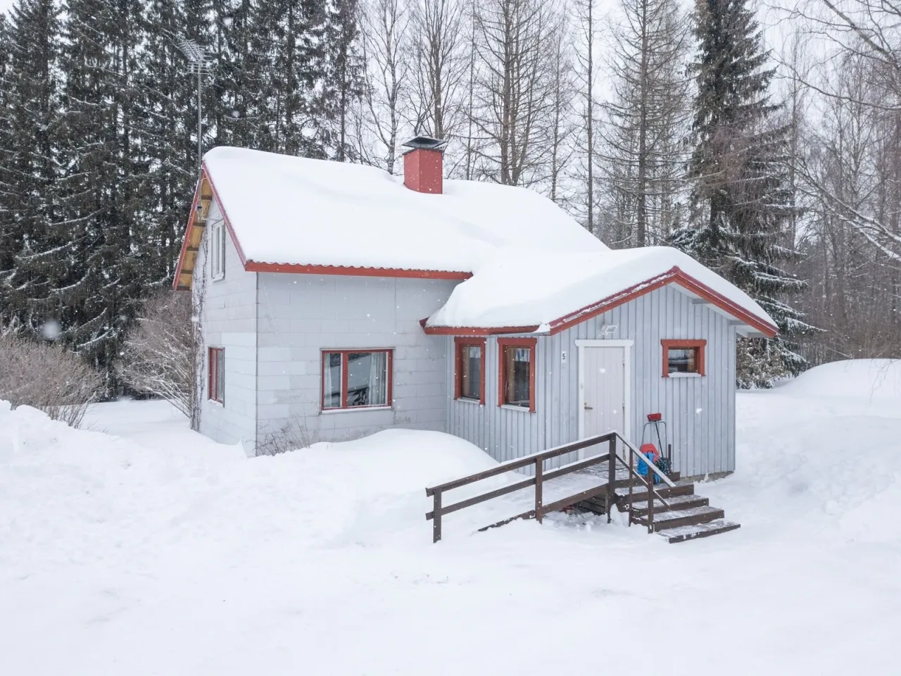 House in Pielavesi, Finland, 104.8 sq.m - picture 1