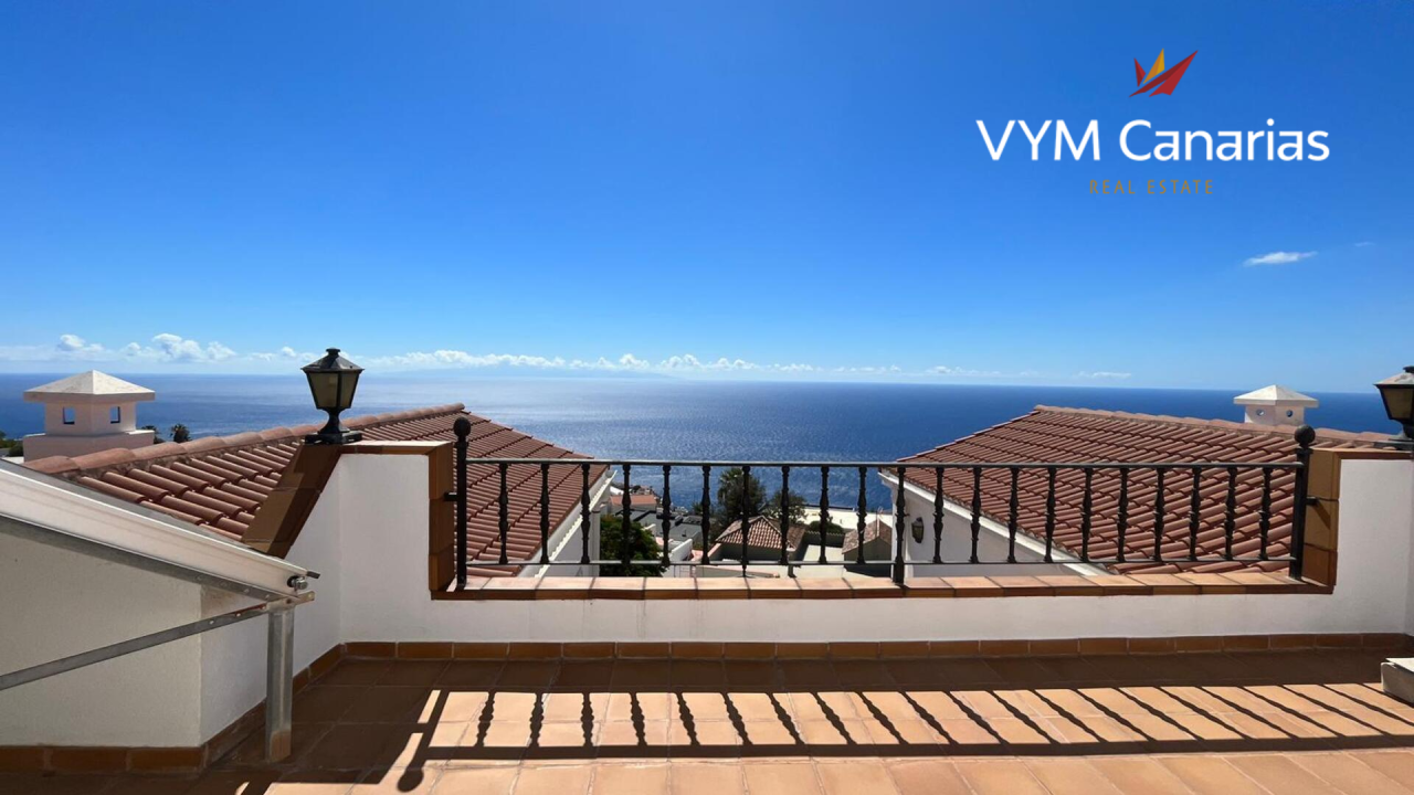 Villa on Tenerife, Spain, 465 sq.m - picture 1