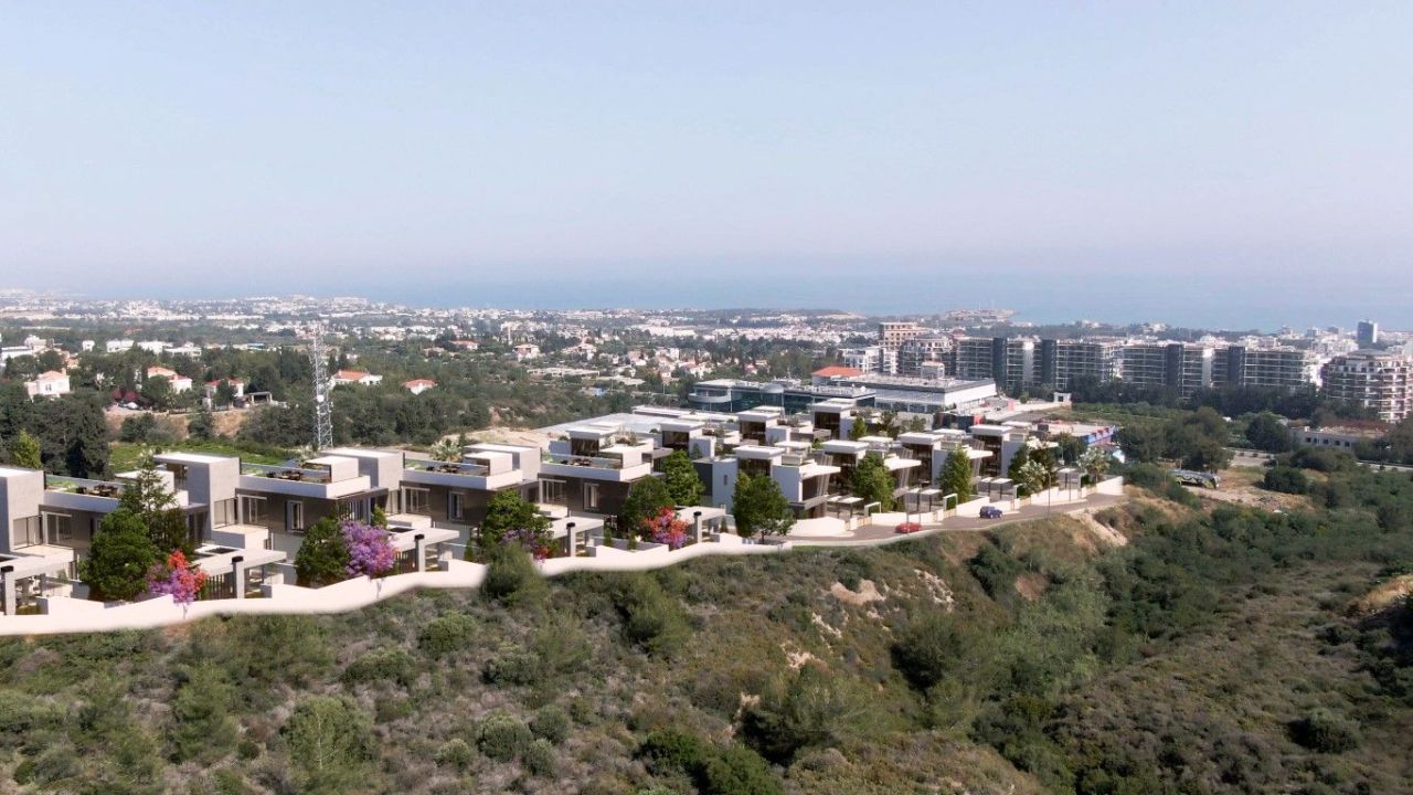 Villa en Kyrenia, Chipre, 558 m² - imagen 1