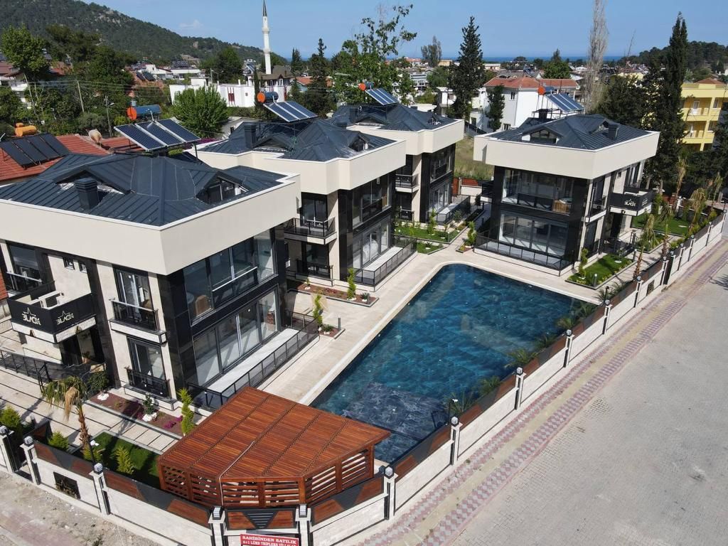 House in Kemer, Turkey, 270 sq.m - picture 1