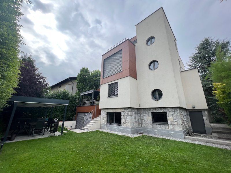 Haus in Ljubljana, Slowenien, 407 m2 - Foto 1