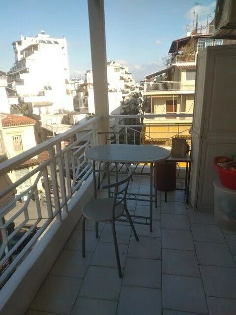 Flat in Pireas, Greece, 86 sq.m - picture 1