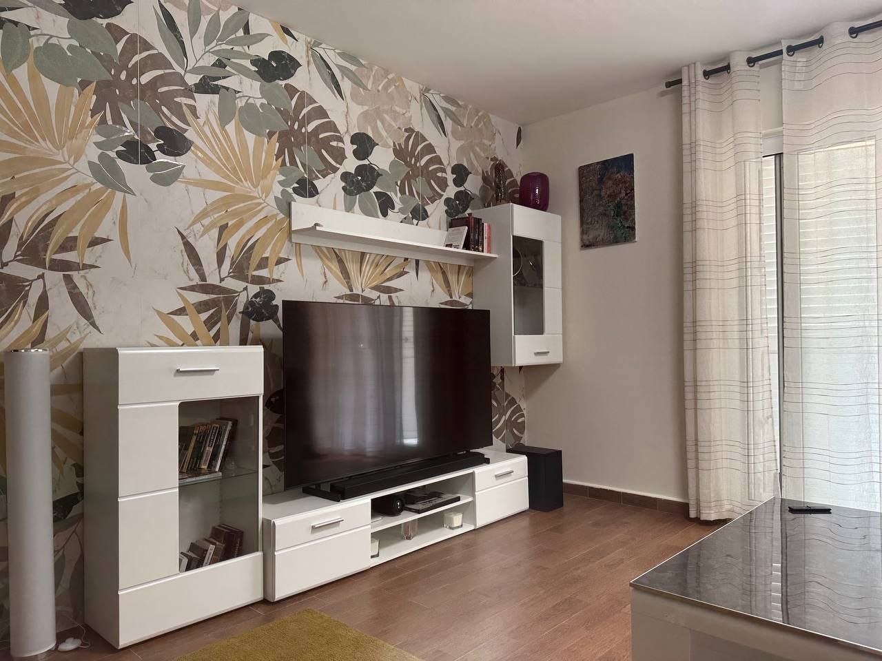 Apartment in Rafailovici, Montenegro, 50 m² - picture 1