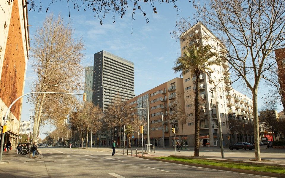Flat in Barcelona, Spain - picture 1