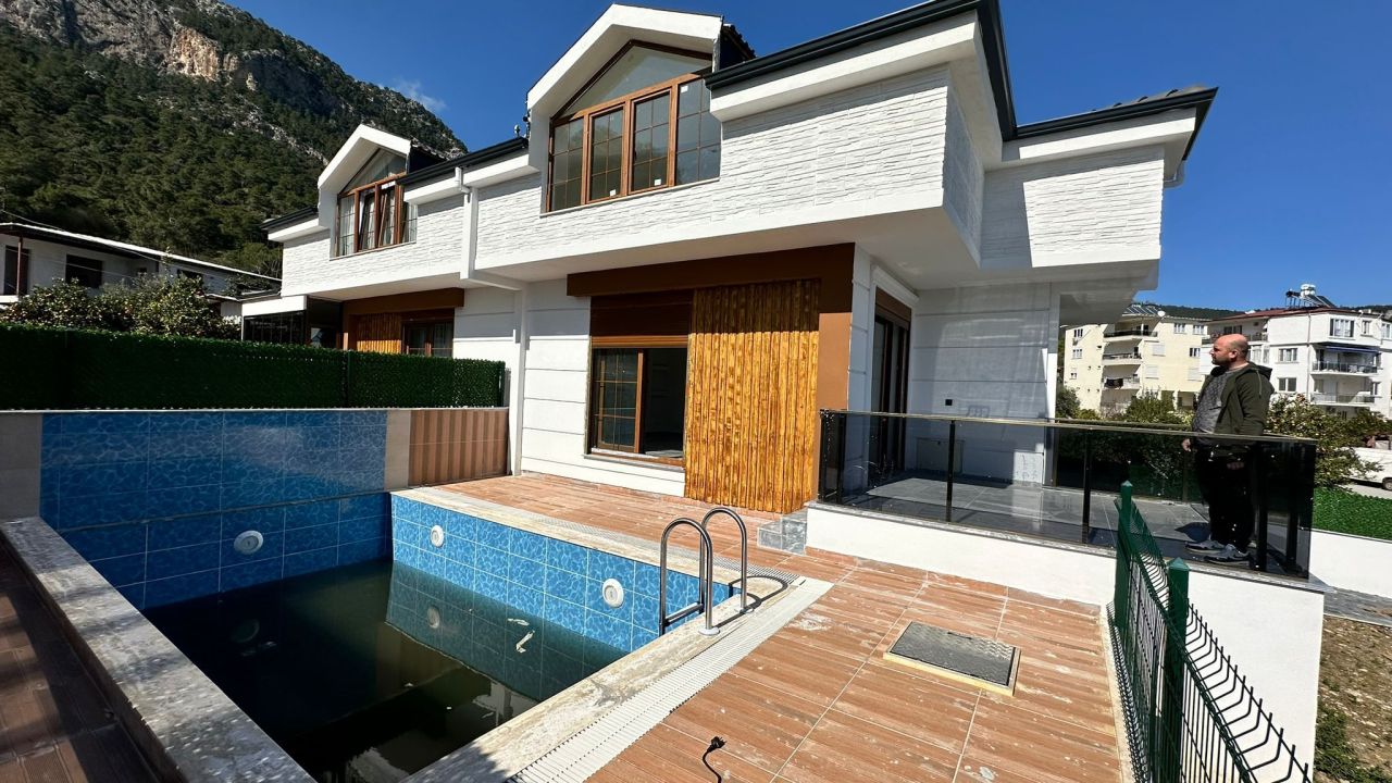 Villa in Antalya, Turkey, 130 sq.m - picture 1