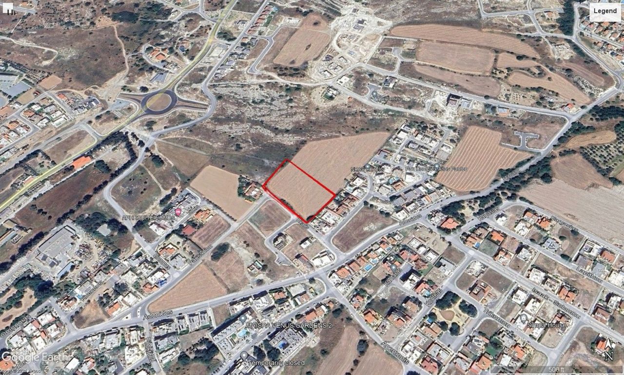 Land in Paphos, Cyprus, 6 700 sq.m - picture 1