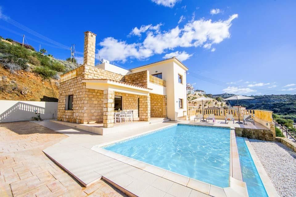 Villa in Paphos, Cyprus, 142 sq.m - picture 1