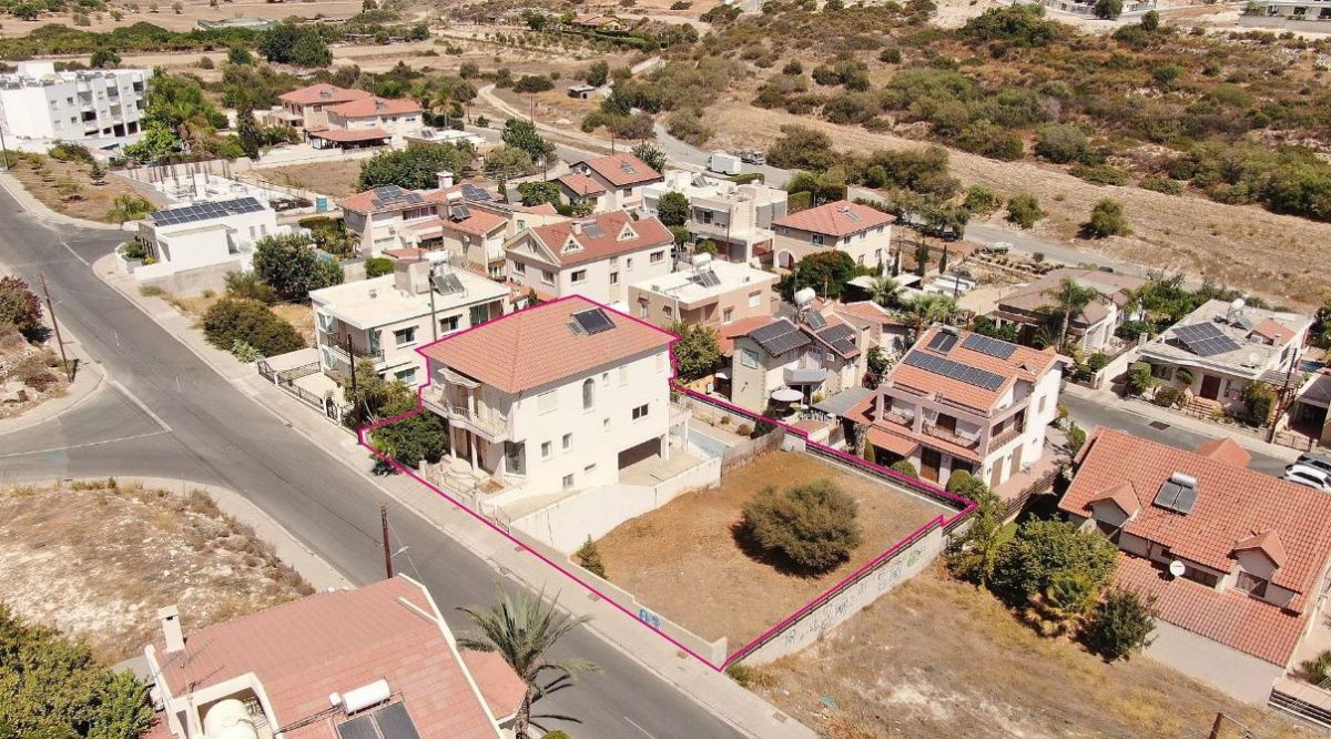 Maison à Limassol, Chypre, 272 m2 - image 1