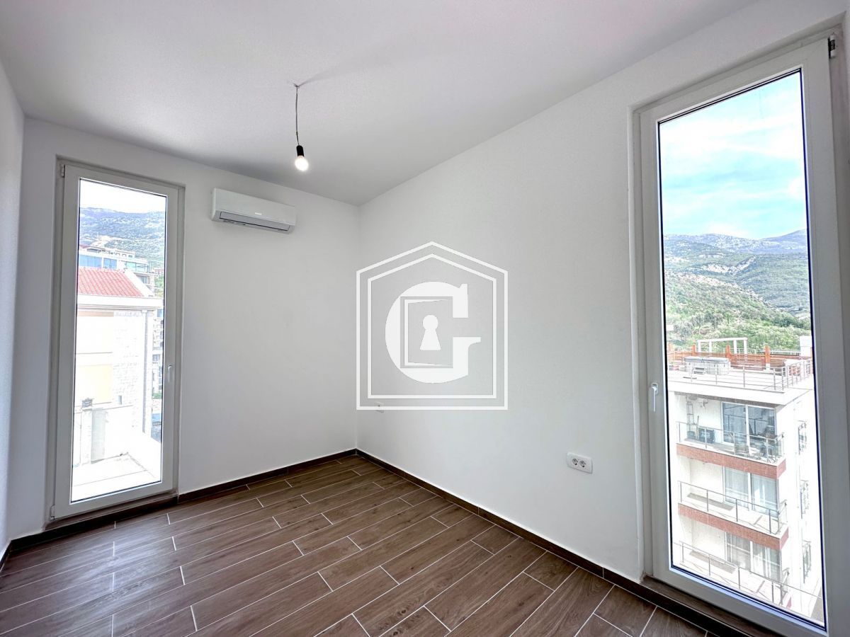 Apartment in Becici, Montenegro, 60 sq.m - picture 1