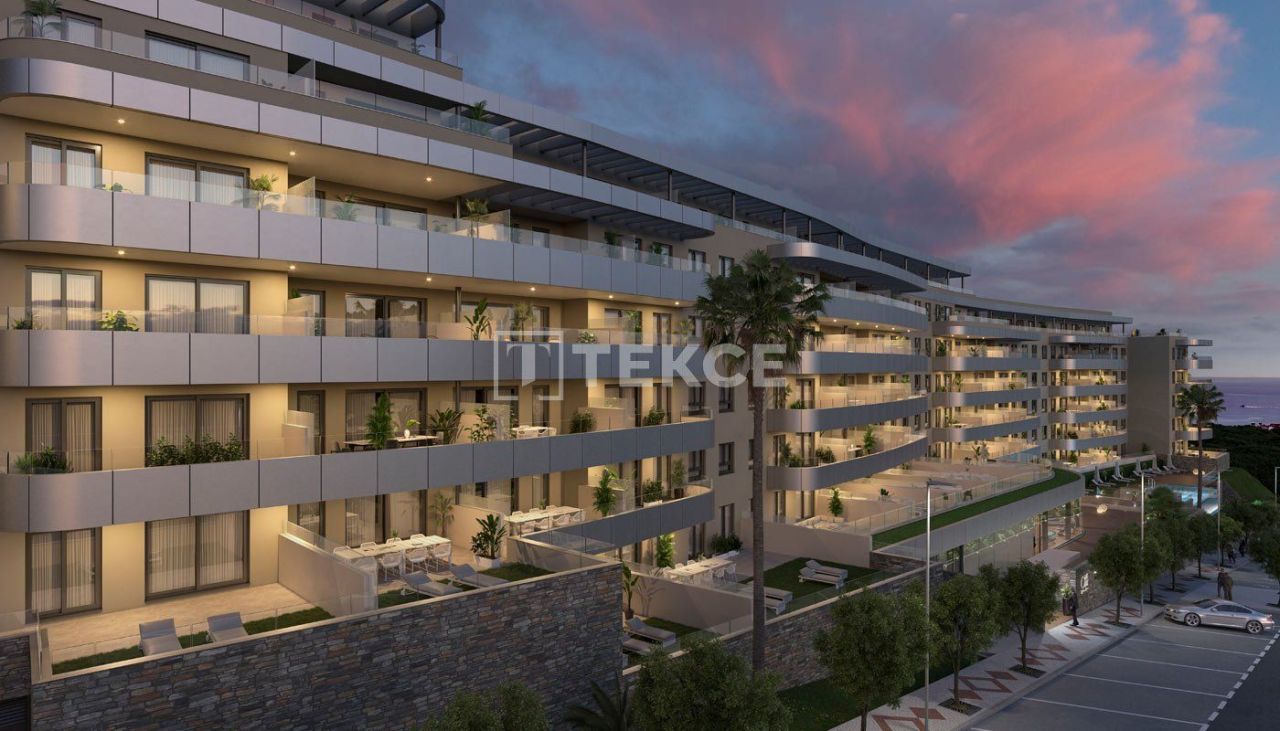 Apartment in Torremolinos, Spain, 95 sq.m - picture 1