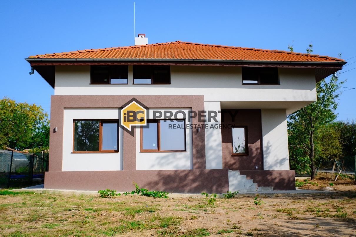 House in Zdravets, Bulgaria, 190 sq.m - picture 1