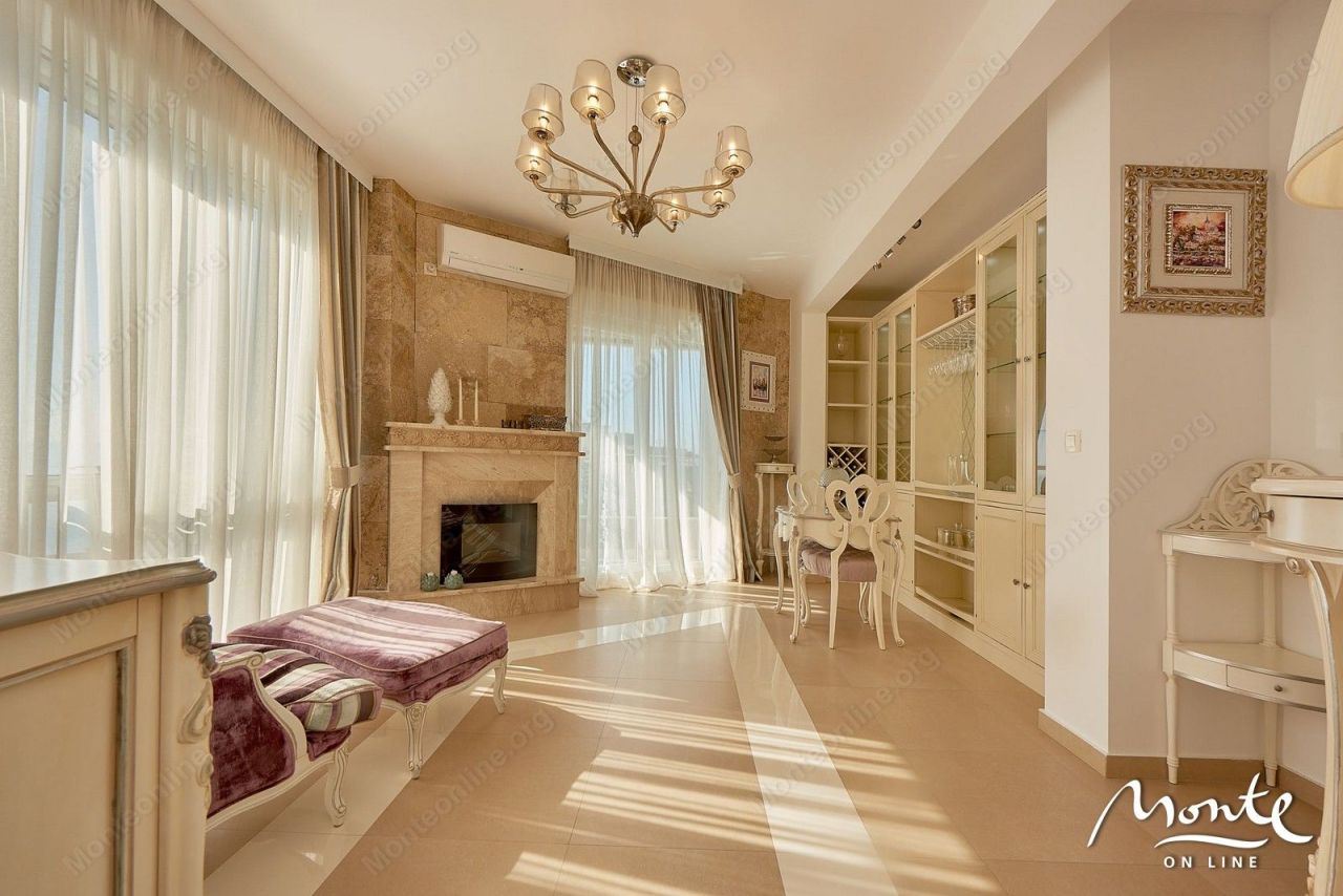Penthouse in Budva, Montenegro, 150 sq.m - picture 1
