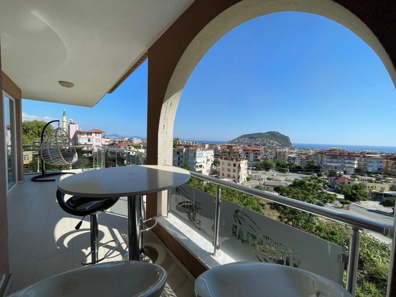 Penthouse in Alanya, Turkey, 240 sq.m - picture 1