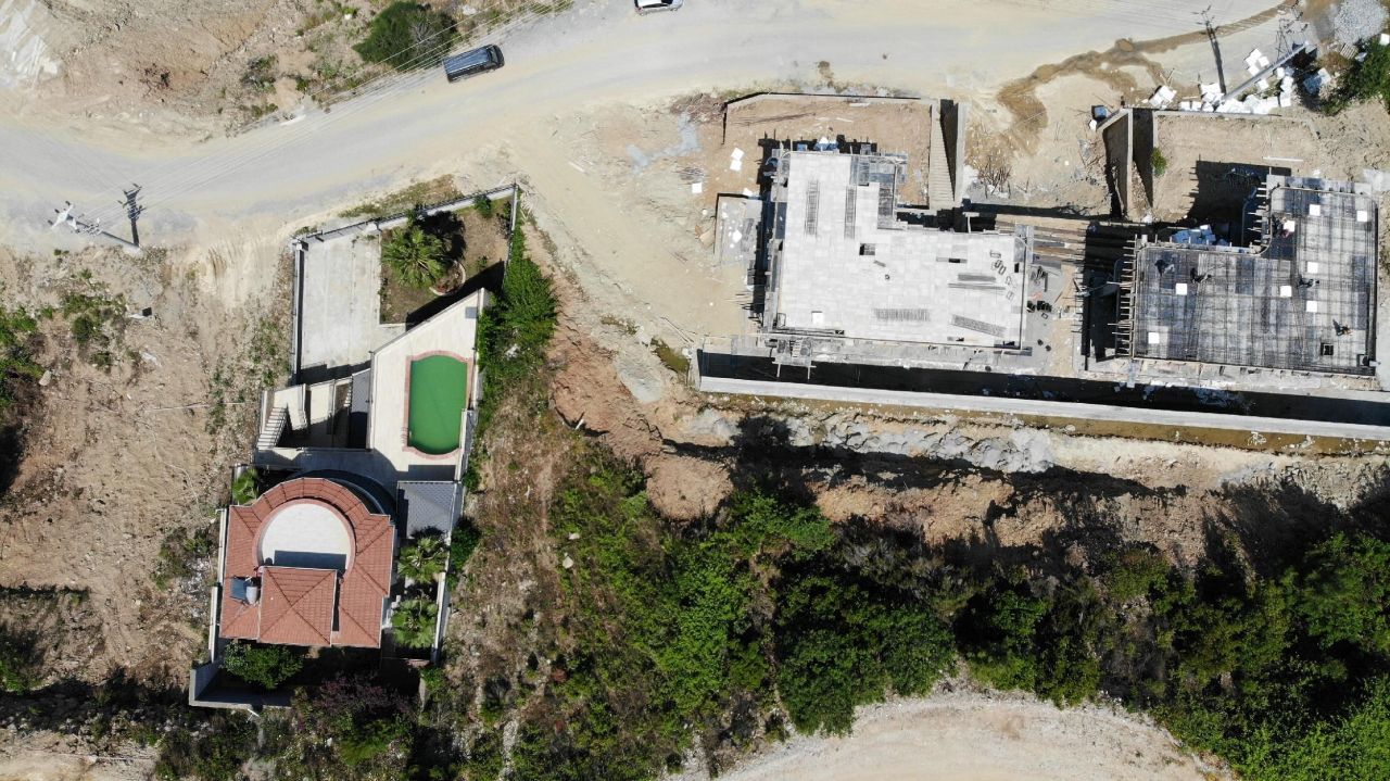 Land in Alanya, Turkey, 600 sq.m - picture 1