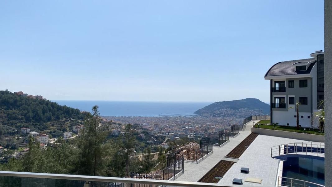 Penthouse in Alanya, Turkey, 225 sq.m - picture 1