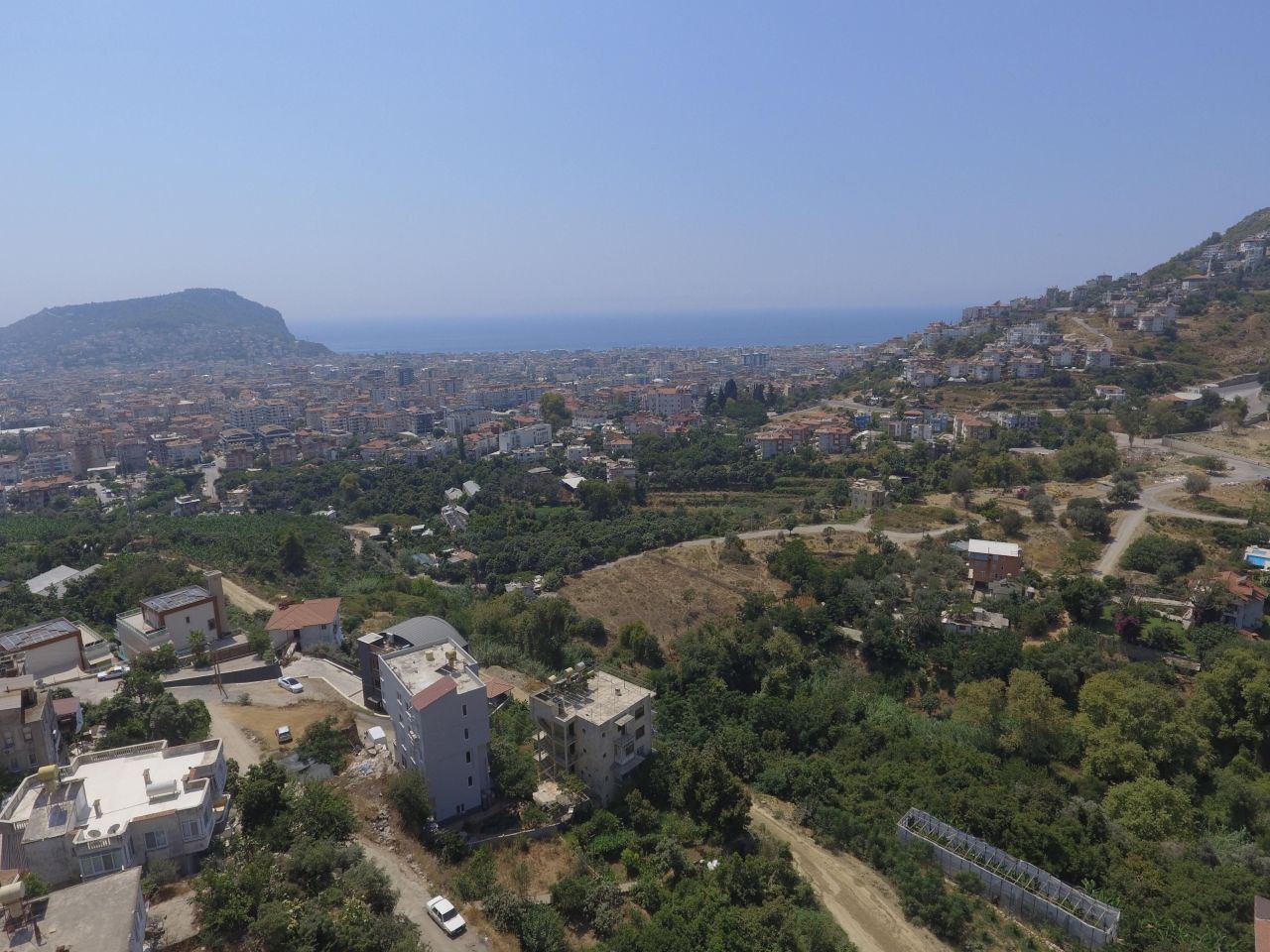 Land in Alanya, Turkey, 1 000 sq.m - picture 1