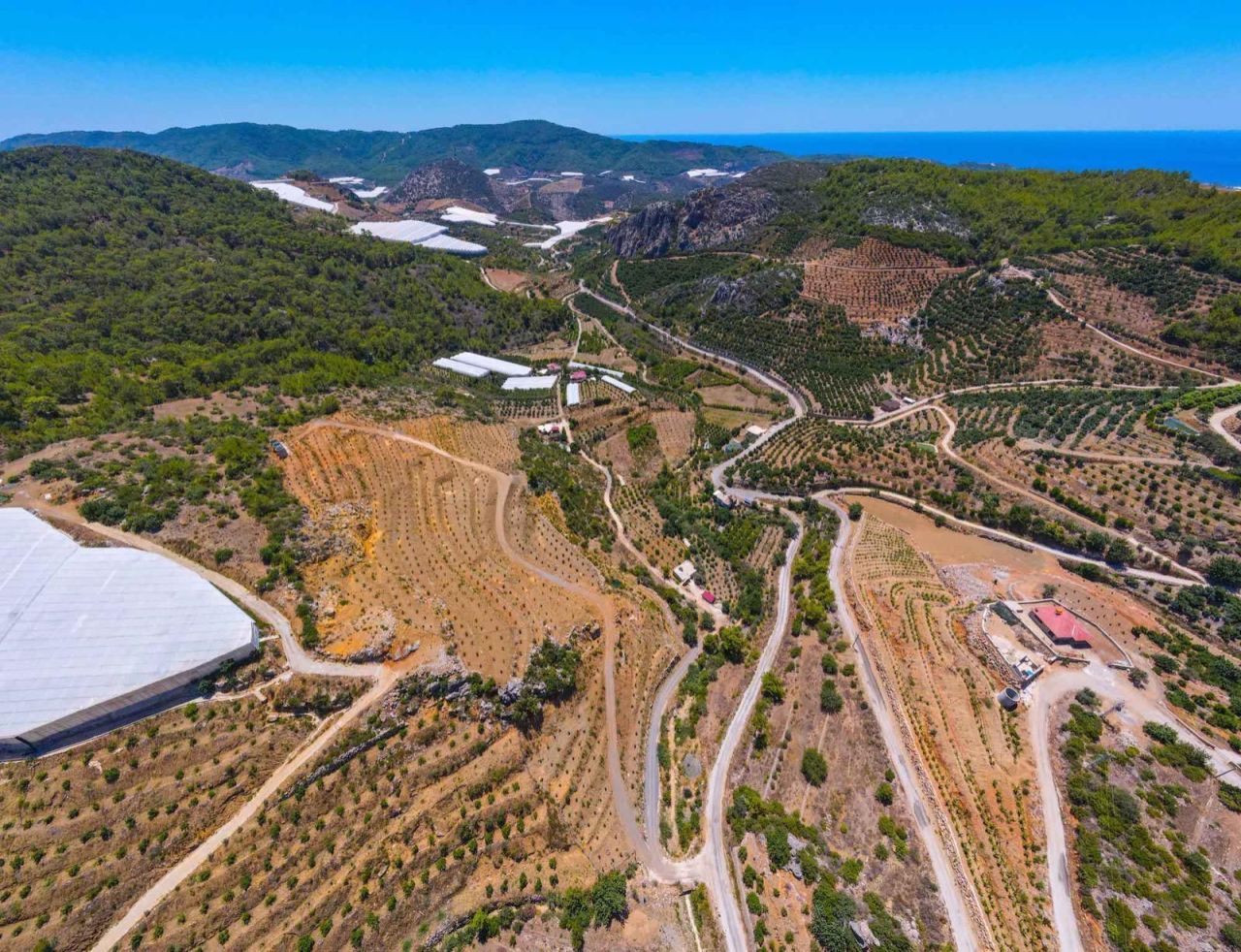 Terrain à Alanya, Turquie, 20 500 m2 - image 1