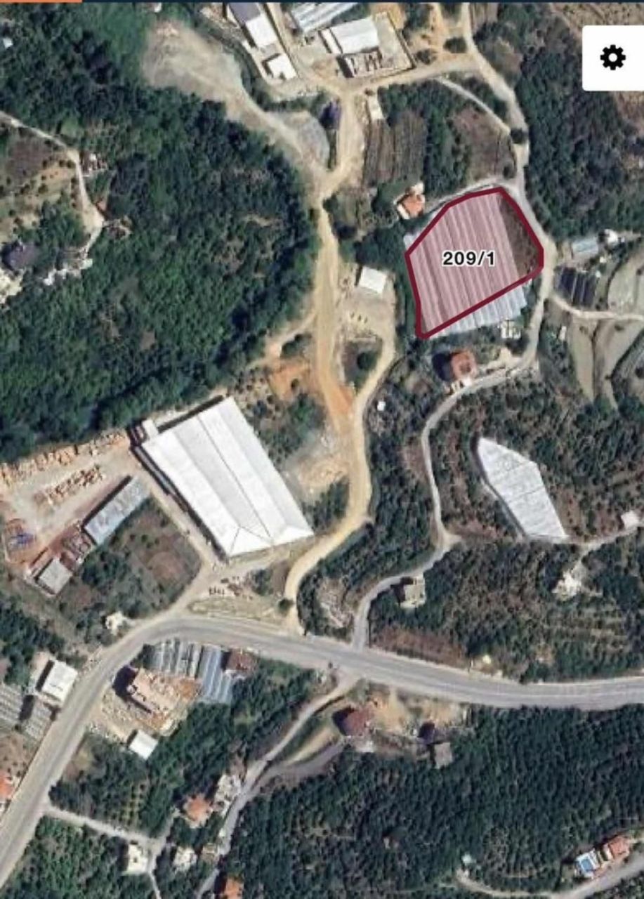 Land in Alanya, Turkey, 4 100 sq.m - picture 1