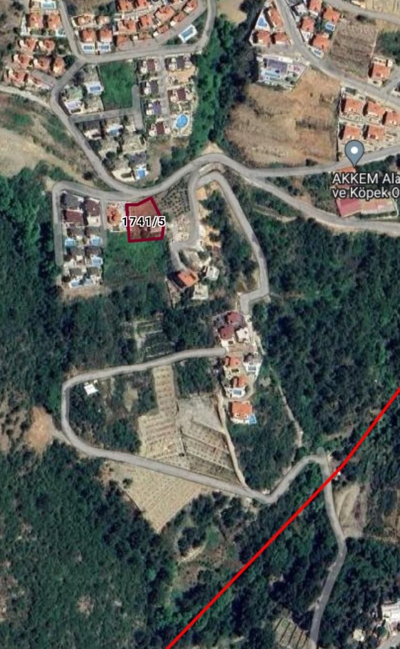 Land in Alanya, Turkey, 1 176 sq.m - picture 1