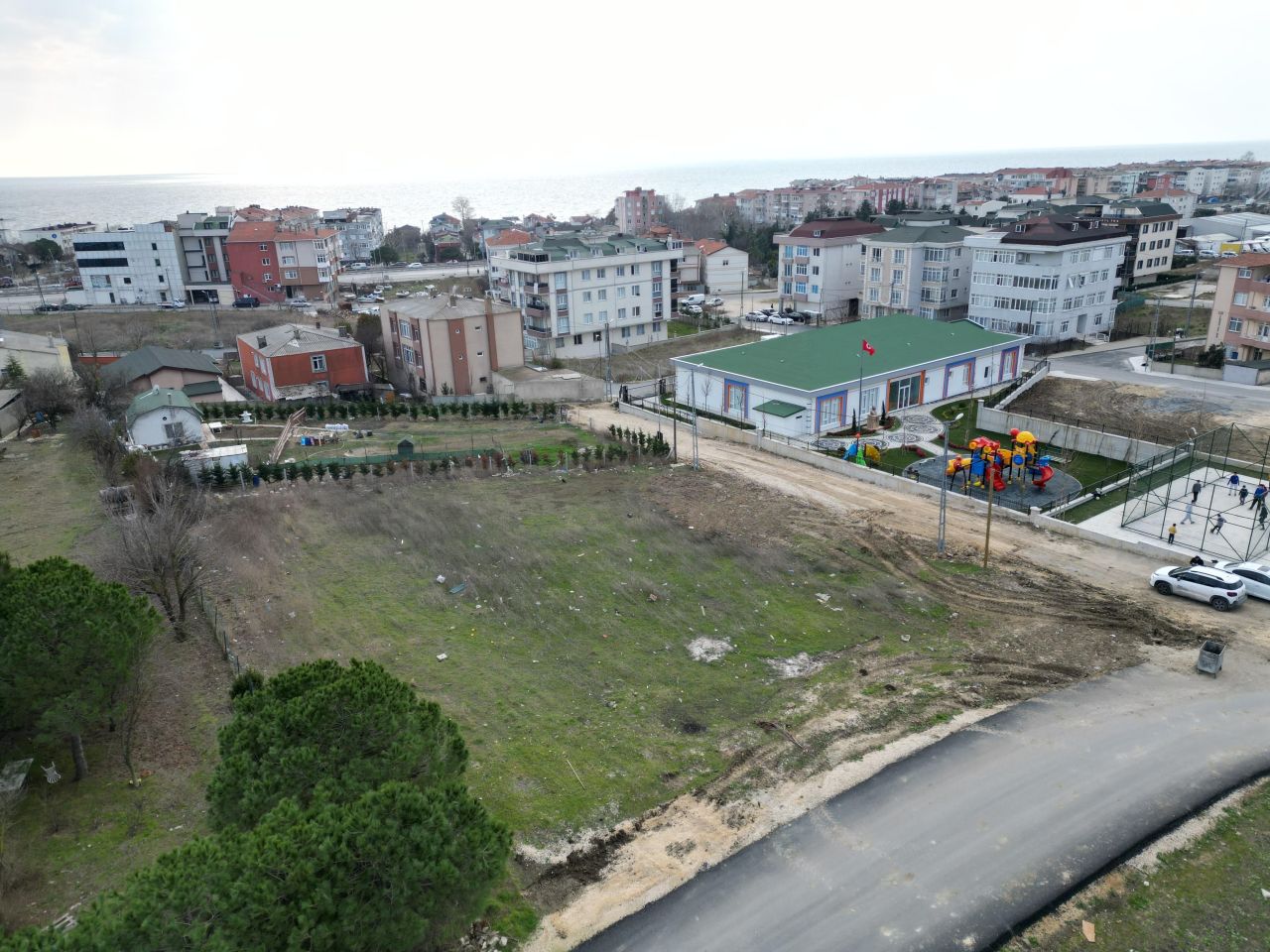 Land in Istanbul, Turkey, 1 600 sq.m - picture 1