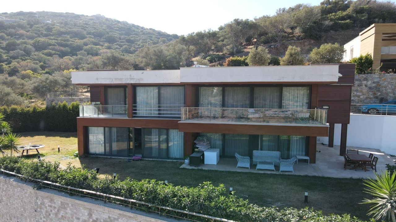Villa en Yalikavak, Turquia, 265 m2 - imagen 1