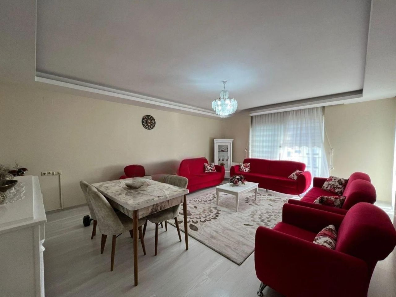 Wohnung in Osmaniye, Türkei, 215 m2 - Foto 1