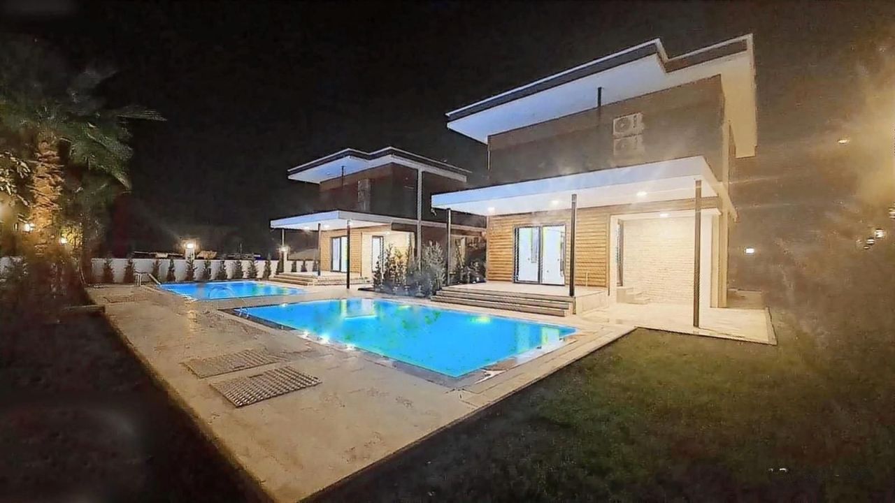 Villa en Tekirova, Turquia, 250 m2 - imagen 1
