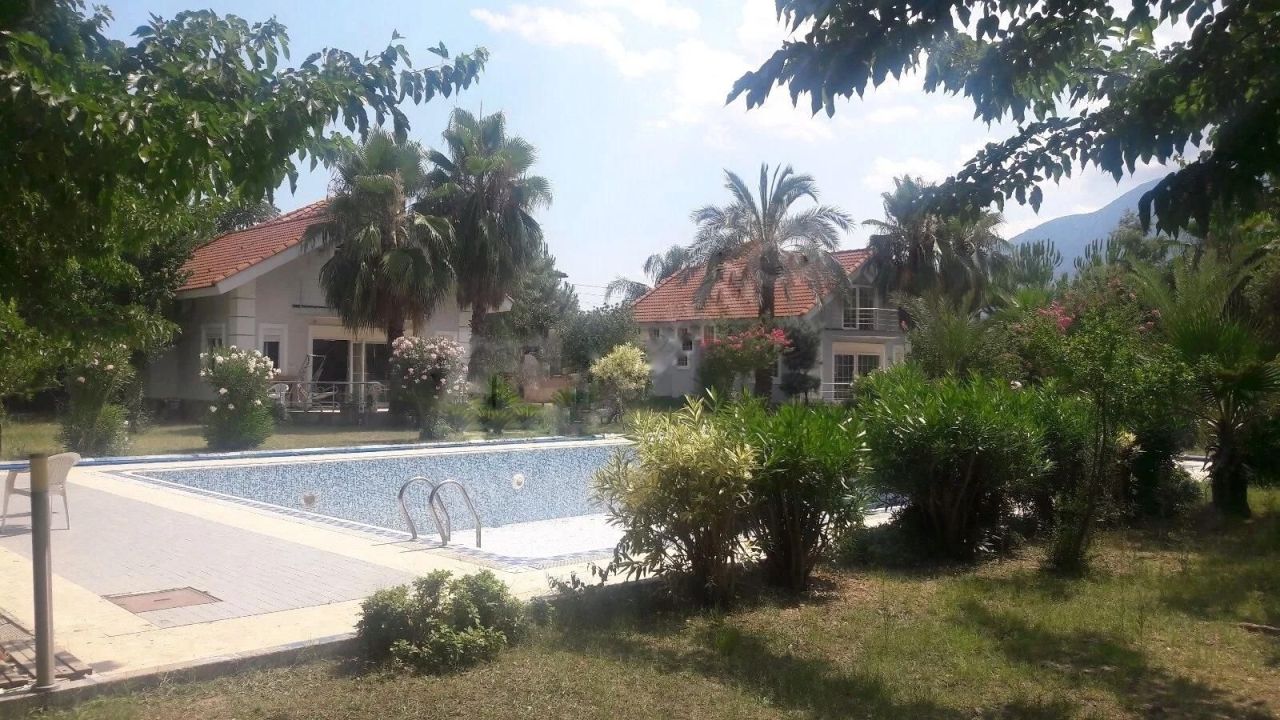 Villa in Kemer, Turkey, 500 sq.m - picture 1