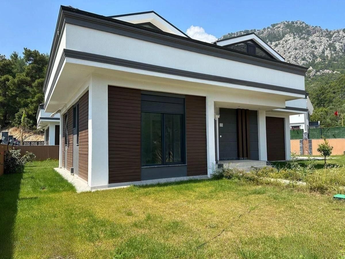 Villa en Kemer, Turquia, 260 m2 - imagen 1