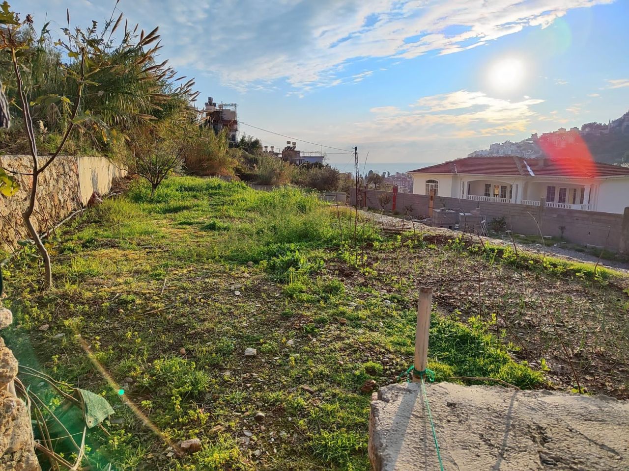 Grundstück in Alanya, Türkei, 1 036 m2 - Foto 1