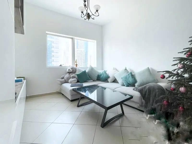 Wohnung in Dubai, VAE, 65 m2 - Foto 1