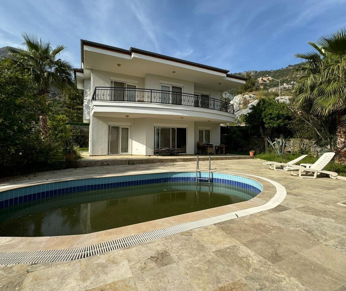 Villa in Alanya, Türkei, 285 m2 - Foto 1