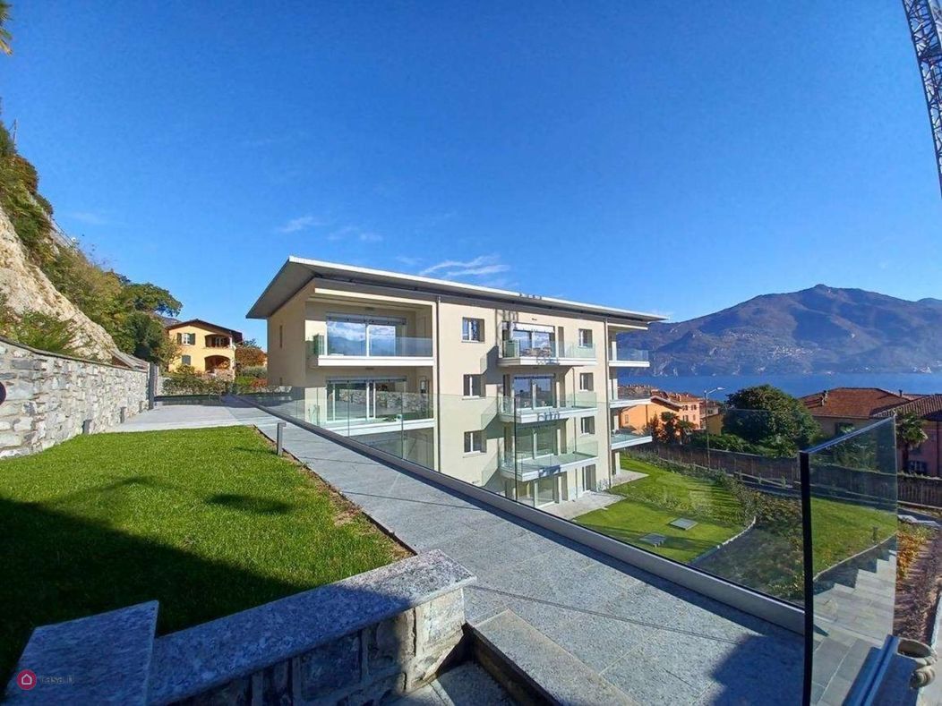 Apartment in Menaggio, Italy, 100 sq.m - picture 1