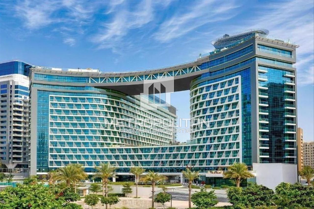 Hotel in Dubai, UAE, 71 sq.m - picture 1