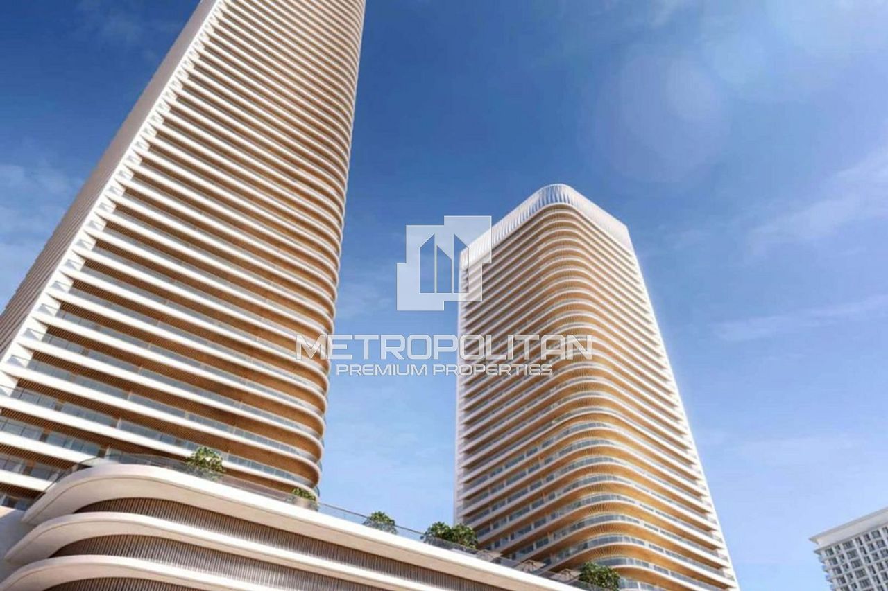Apartment in Dubai, UAE, 130 sq.m - picture 1