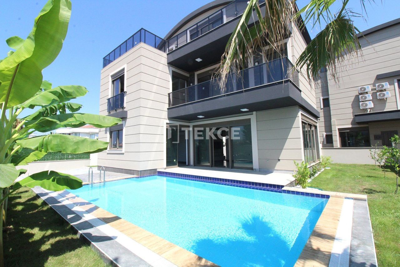 Villa in Belek, Turkey, 350 sq.m - picture 1