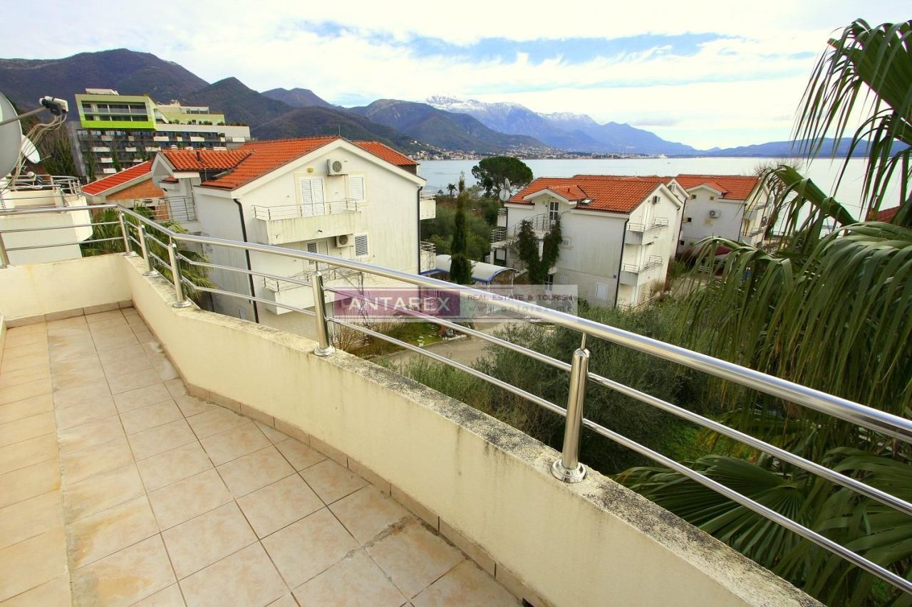 Apartamento en Bijela, Montenegro, 84 m2 - imagen 1