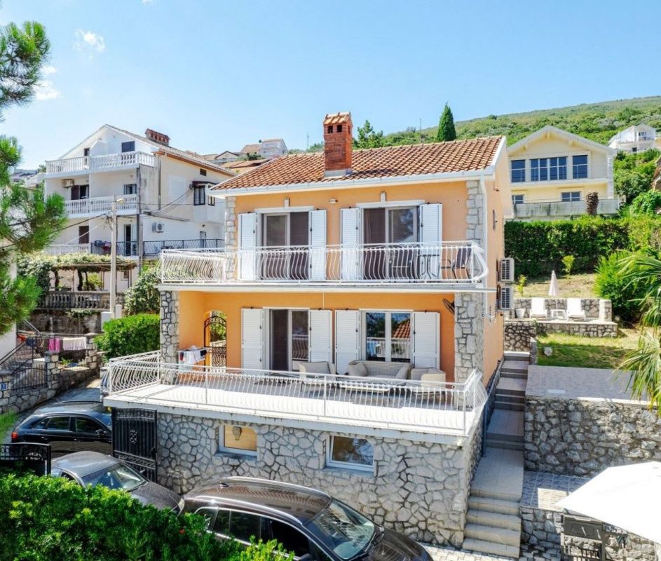 House in Krasici, Montenegro, 142 sq.m - picture 1