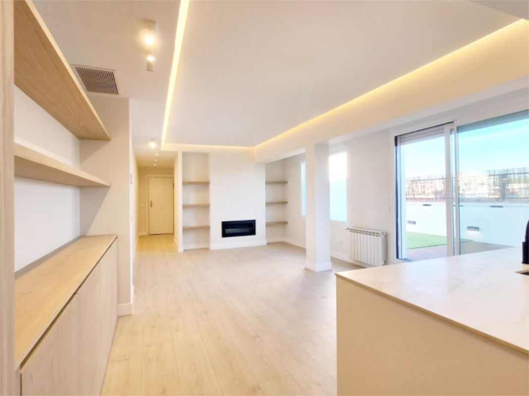 Flat in Madrid, Spain, 91 sq.m - picture 1