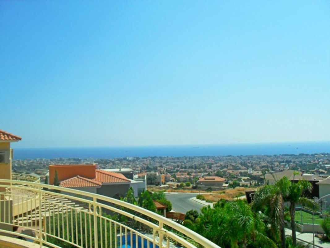 Maison à Limassol, Chypre, 243 m2 - image 1