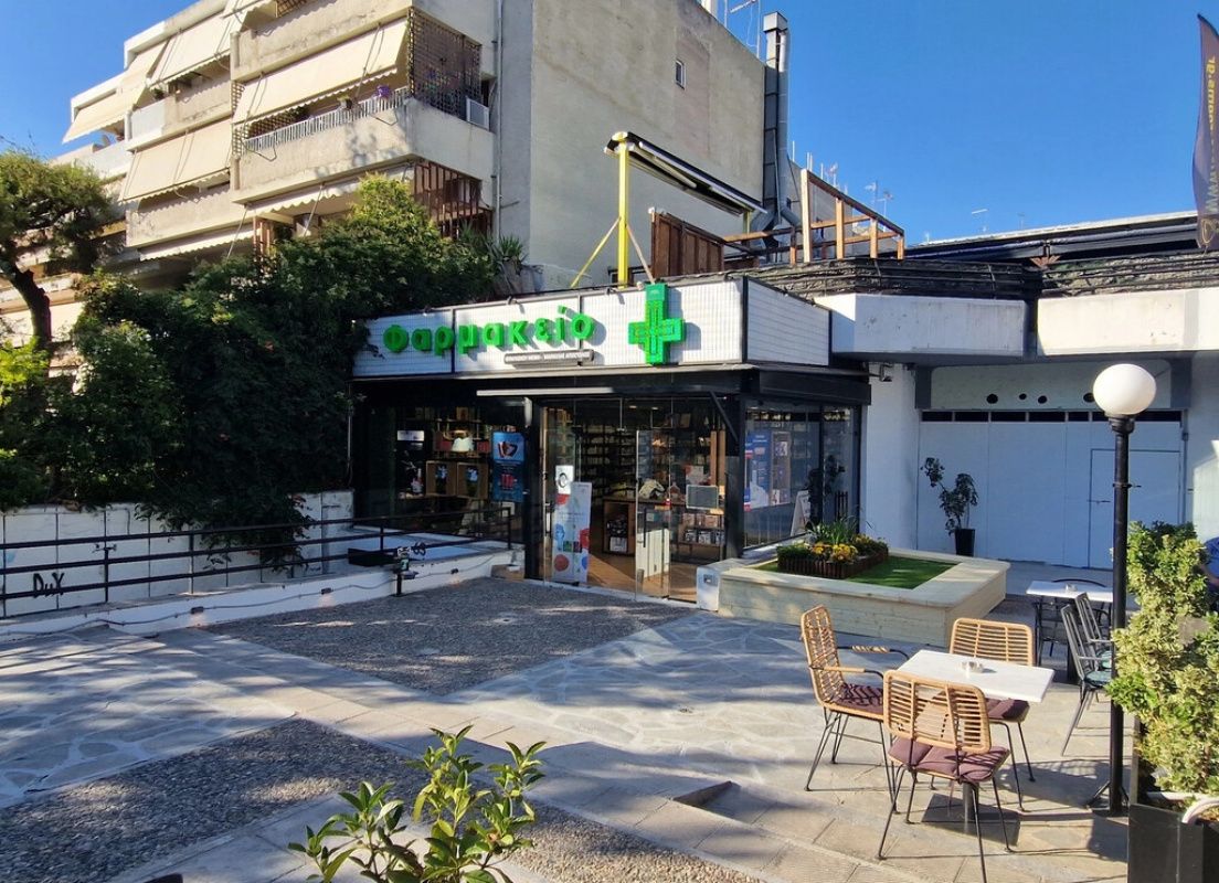 Commercial property in Athens, Greece, 225 sq.m - picture 1