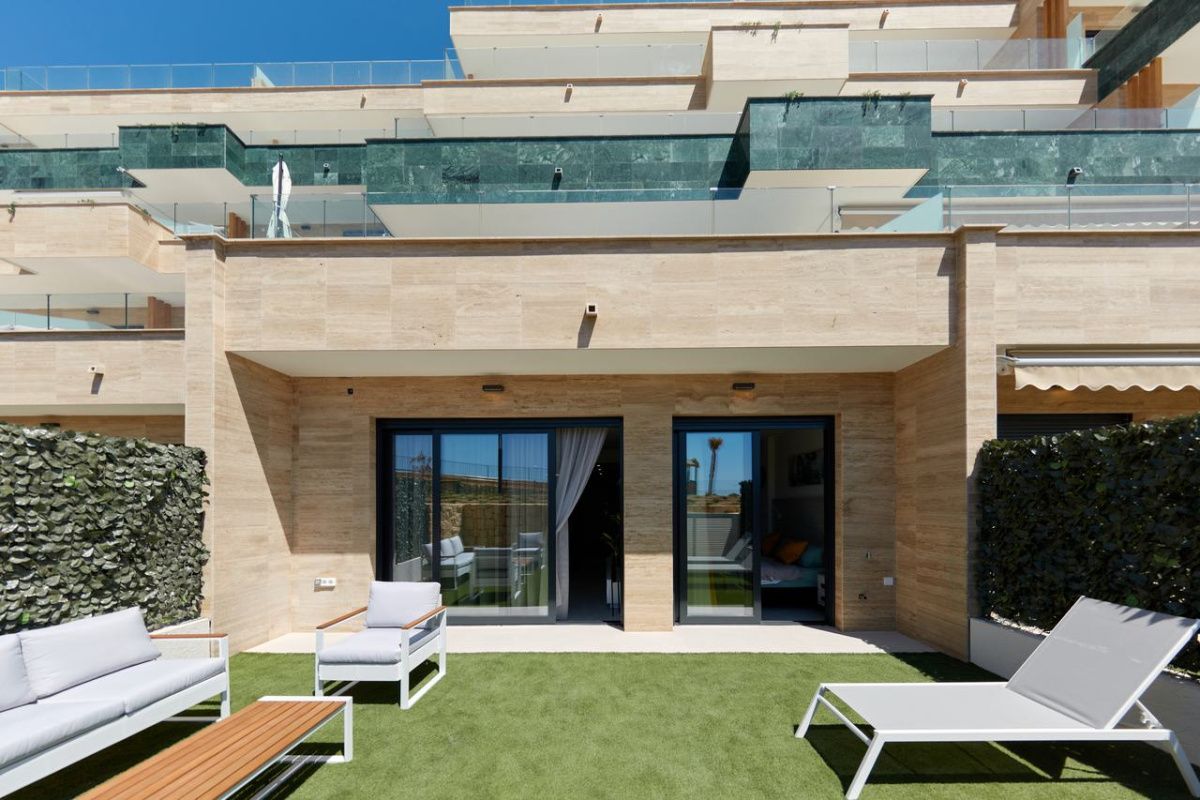 Casa adosada en la Costa Blanca, España, 220 m2 - imagen 1