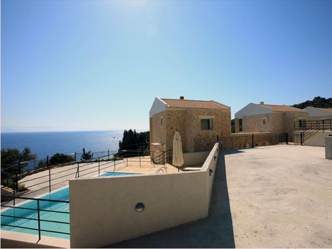 House on Ionian Islands, Greece, 150 sq.m - picture 1