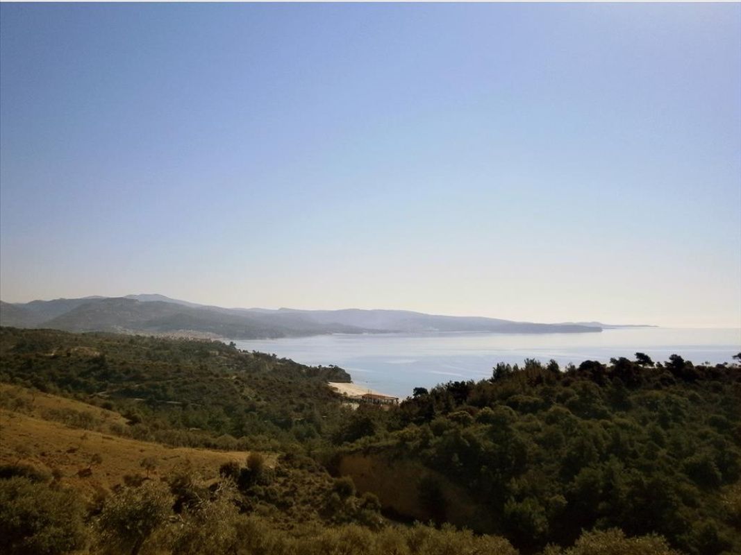 Land in Kavala, Greece, 12 000 sq.m - picture 1