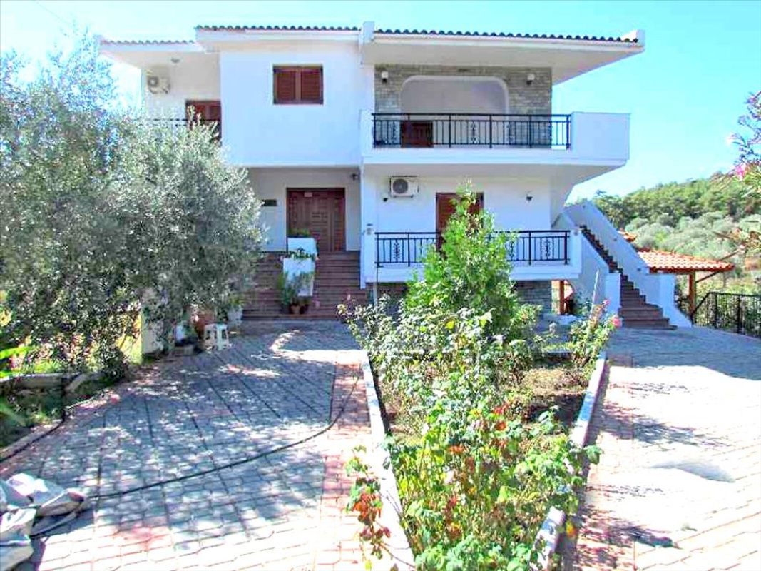 House in Kavala, Greece, 300 sq.m - picture 1