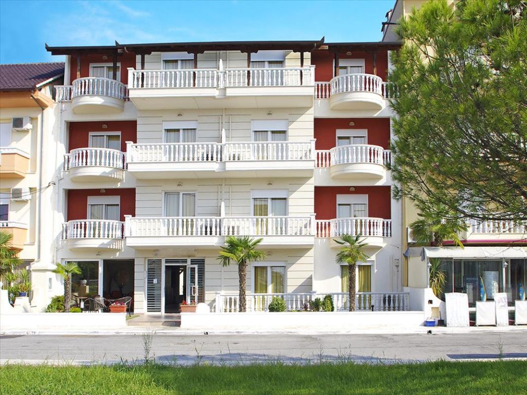 Hotel en Pieria, Grecia, 700 m2 - imagen 1